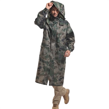 07大衣式数码雨衣 新式雨衣 连体式雨衣 07式雨衣 林地数码雨衣